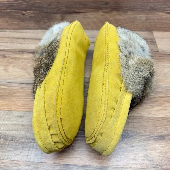 Moccasins size 8 Yellow Fur-Trimmed - Picture 4 of 8
